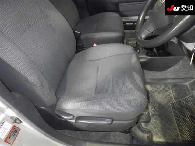 TOYOTA SUCCEED 2008