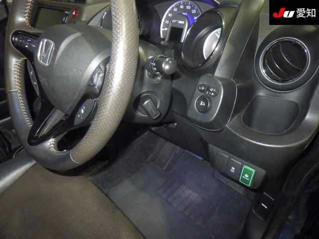 HONDA FIT SHUTTLE 2012