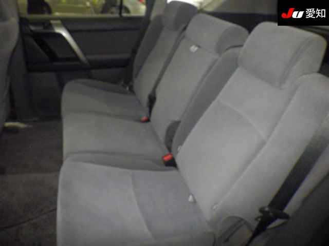 TOYOTA LAND CRUISER PRADO 2013