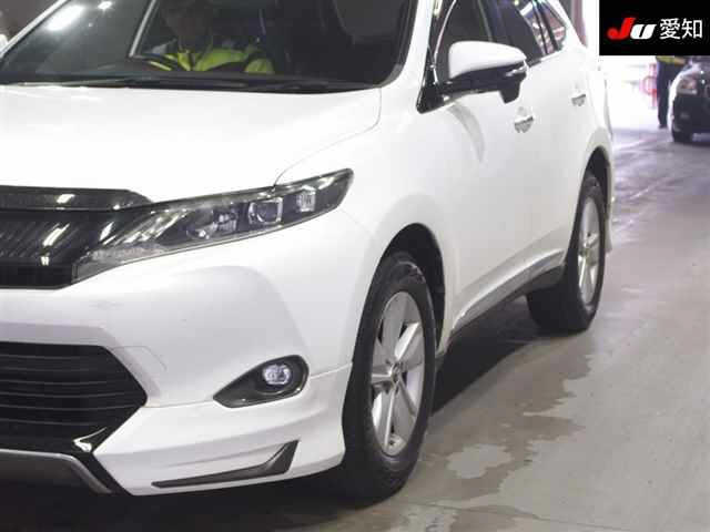 TOYOTA HARRIER 2014