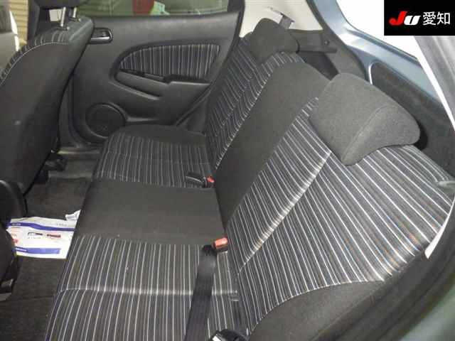 MAZDA DEMIO 2010