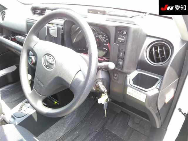 TOYOTA PROBOX 2023