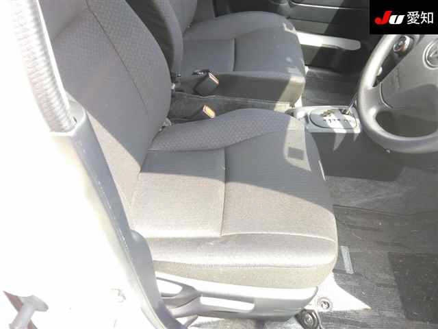 TOYOTA PROBOX 2023
