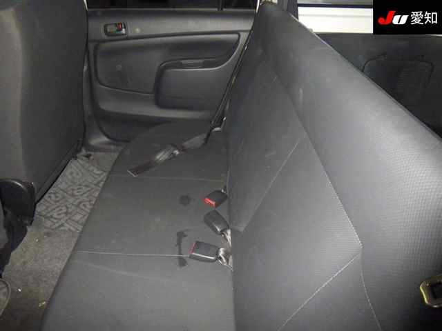 TOYOTA PROBOX 2010
