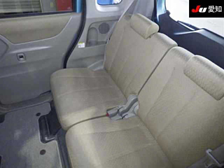 SUZUKI PALETTE 2010