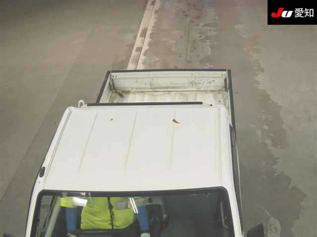 NISSAN CLIPPER TRUCK 2015