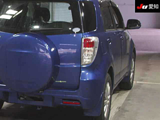 TOYOTA RUSH 2009