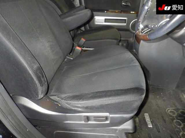 MITSUBISHI DELICA D5 2009