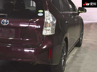 TOYOTA PRIUS ALPHA 2014