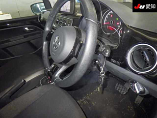 VOLKSWAGEN UP 2013