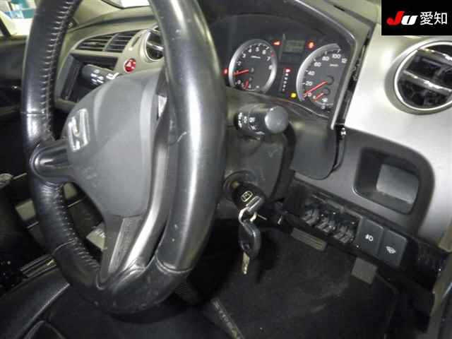 HONDA STREAM 2008