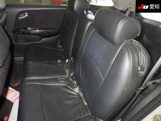 HONDA STREAM 2008