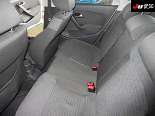 VOLKSWAGEN POLO 2010