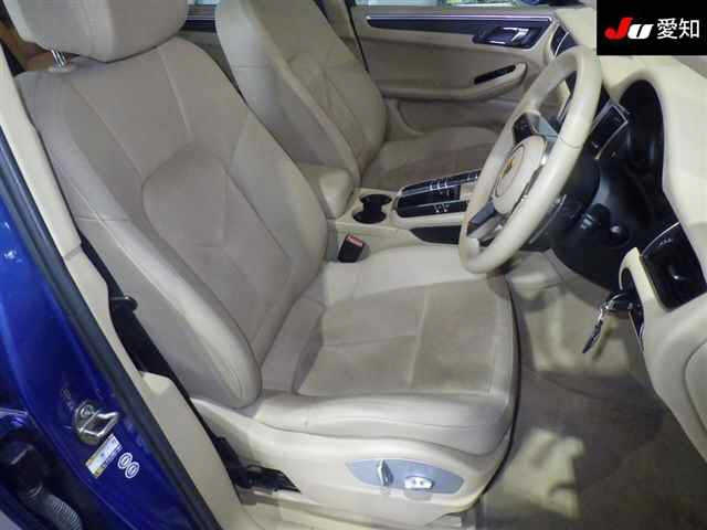 PORSCHE MACAN 2015