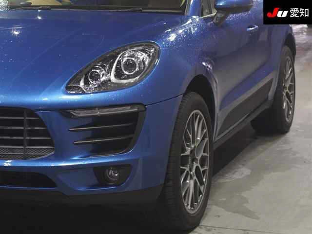 PORSCHE MACAN 2015