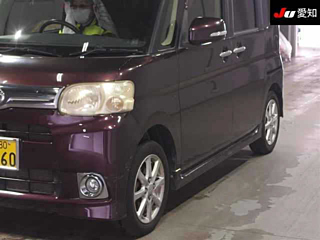 DAIHATSU TANTO 2013