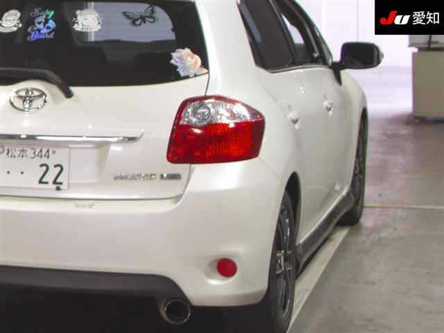 TOYOTA AURIS 2010