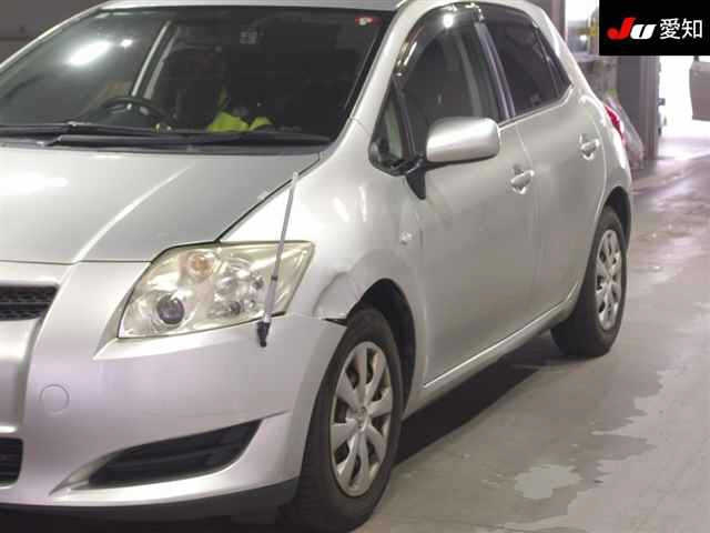 TOYOTA AURIS 2008
