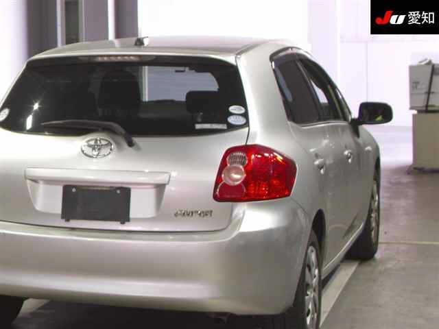 TOYOTA AURIS 2008