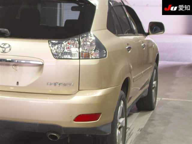 TOYOTA HARRIER 2009