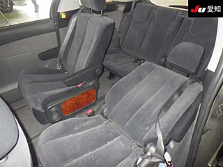 TOYOTA ESTIMA 2010