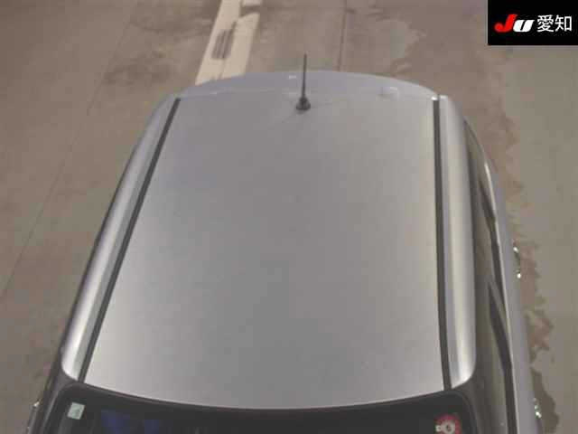 MAZDA VERISA 2010