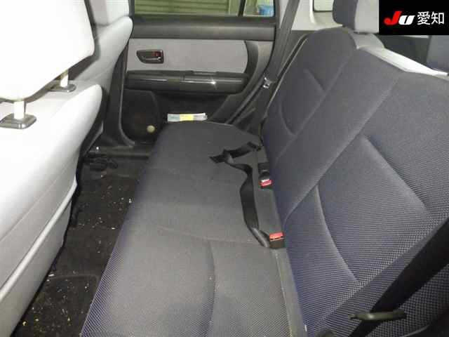 MAZDA VERISA 2010