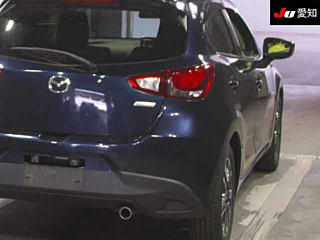 MAZDA DEMIO 2016