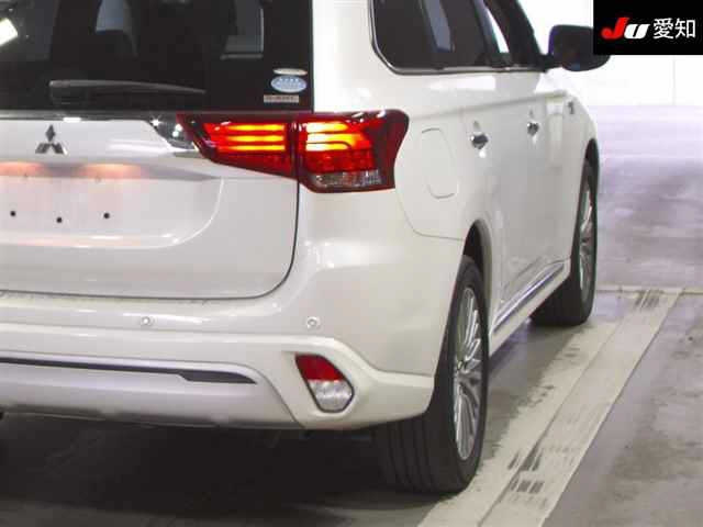MITSUBISHI OUTLANDER PHEV 2019