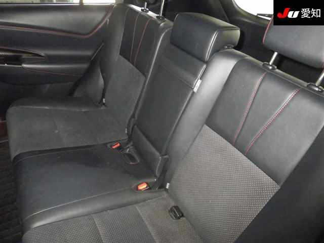 TOYOTA HARRIER 2017
