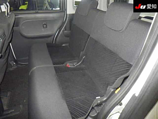 DAIHATSU TANTO 2015