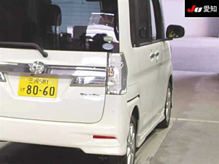 DAIHATSU TANTO 2015