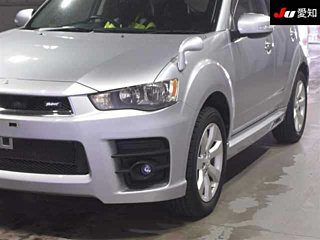 MITSUBISHI OUTLANDER 2010