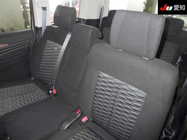 MITSUBISHI DELICA D5 2024
