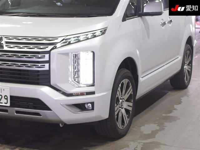 MITSUBISHI DELICA D5 2024