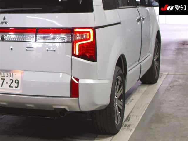 MITSUBISHI DELICA D5 2024