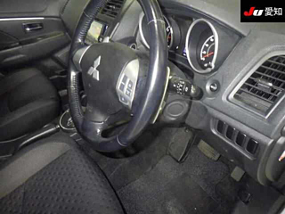 MITSUBISHI RVR 2010
