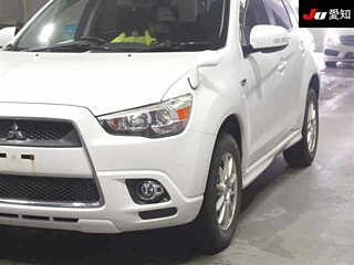 MITSUBISHI RVR 2010