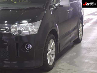 MITSUBISHI DELICA D5 2012