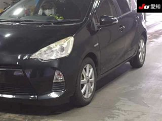 TOYOTA AQUA 2012