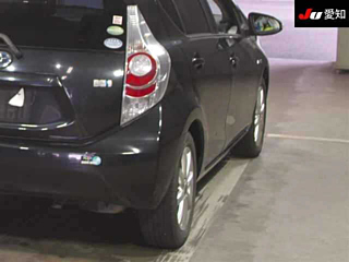 TOYOTA AQUA 2012