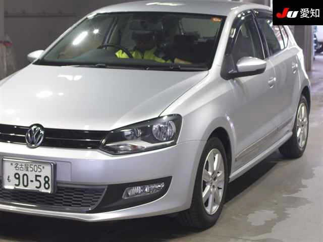 VOLKSWAGEN POLO 2013