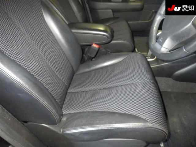 NISSAN TIIDA 2010
