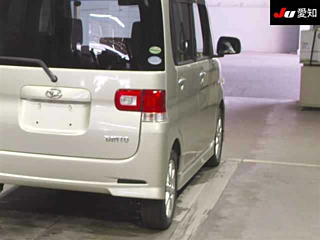 DAIHATSU TANTO 2012