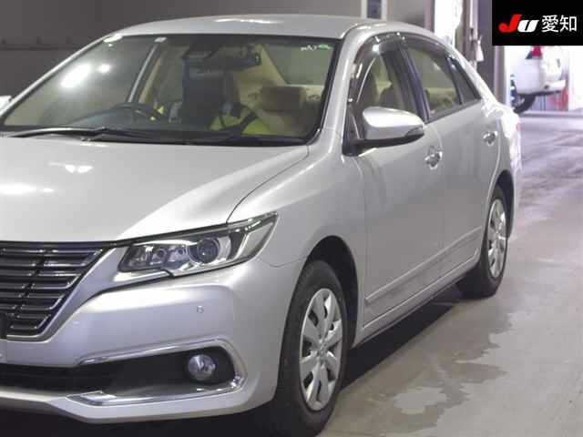 TOYOTA PREMIO 2020