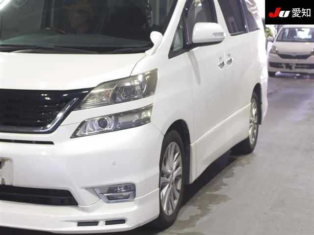 TOYOTA VELLFIRE 2008