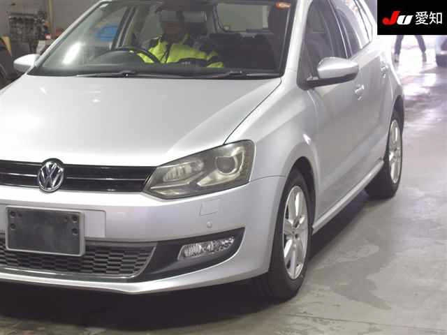 VOLKSWAGEN POLO 2012
