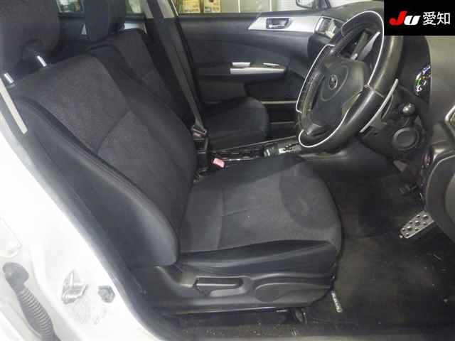 SUBARU EXIGA 2011