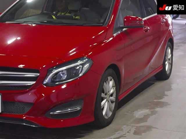 MERCEDES BENZ B CLASS 2015