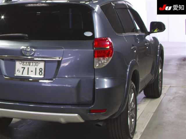TOYOTA VANGUARD 2013
